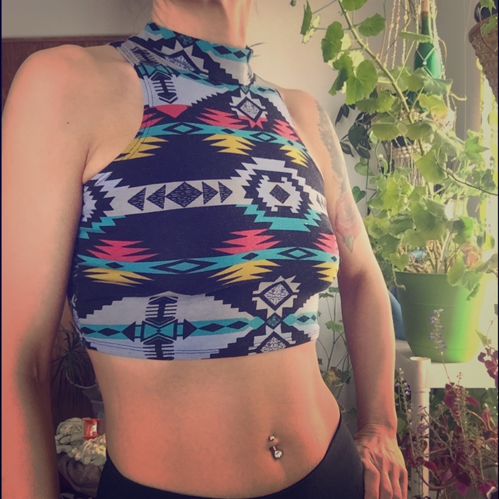 Crop top